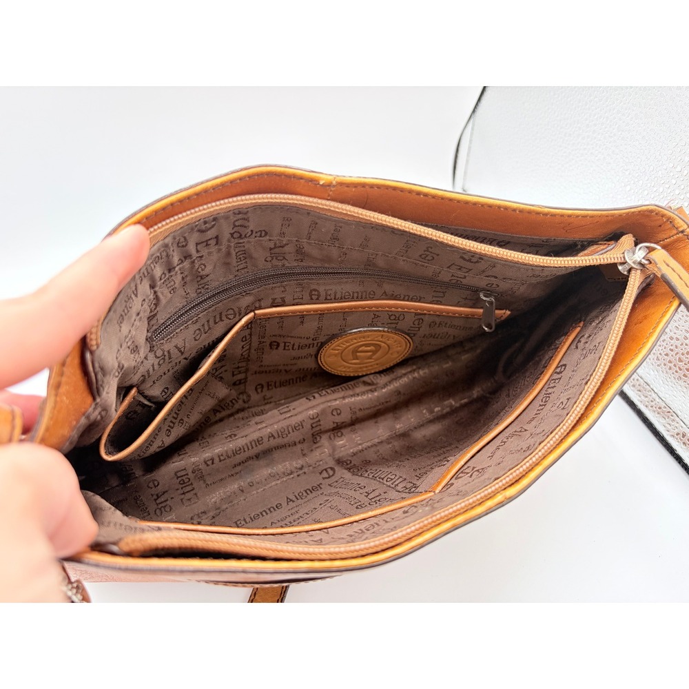 Etienne Aigner Vintage 90s Crossbody Purse Bag Small Classic Brown Leather Y2K - Picture 5 of 9